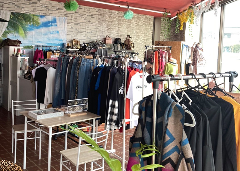 CLOTHES 洋服事業